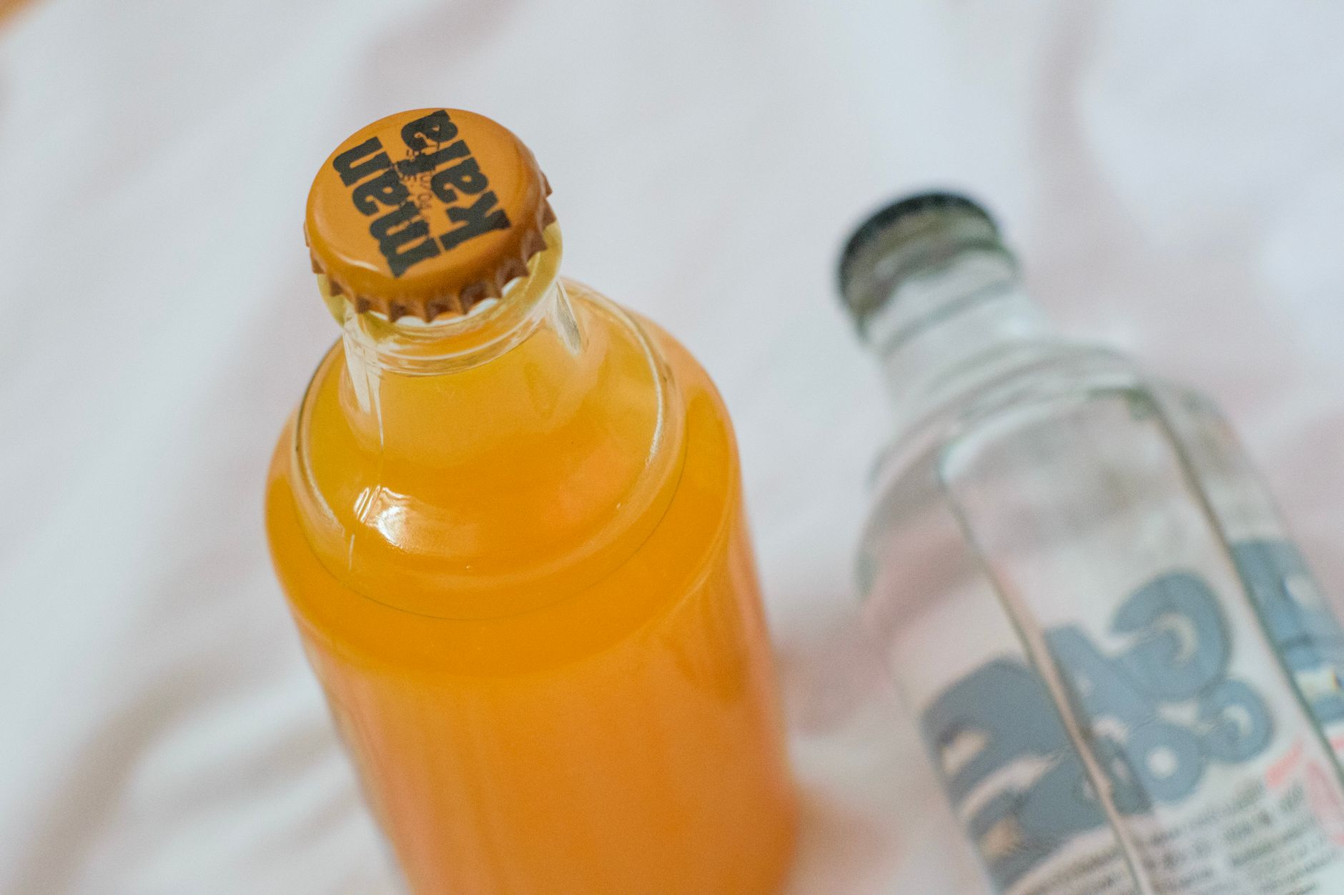 Bouteilles de boissons fermentées vues de dessus